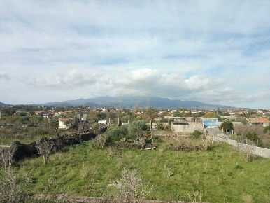 Foto Terreno agricolo a Tremestieri Etneo Centro di 2000 m² in vendita