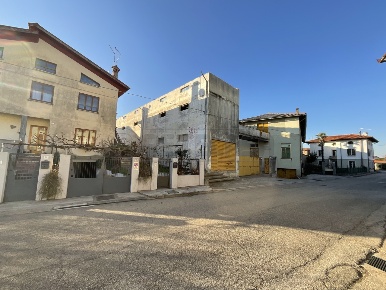 Foto Terreno edificabile in Via Giuseppe Mazzini 25, Basiliano Variano