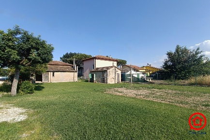 Foto Terreno industriale in via Colombarina, Cervia di 60 m² in vendita