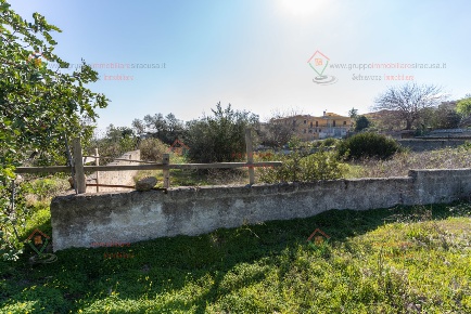 Foto Terreno edificabile a Siracusa Belvedere - Tremmilia di 846 m²