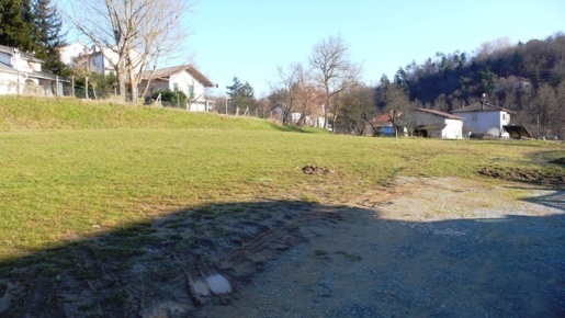 Foto Terreno edificabile a Giusvalla Centro di 600 m² in vendita