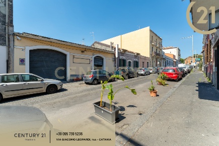 Foto Terreno industriale in Via Duca Degli Abruzzi 231, Catania Picanello
