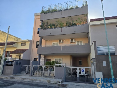 Foto Appartamento in Via Pecci, Adelfia di 85 m² con 3 locali in vendita