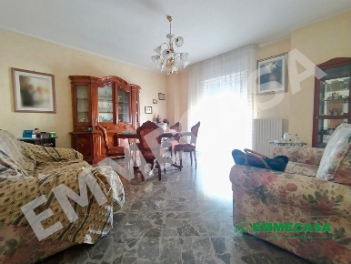 Foto Appartamento a Valenzano di 121 m² con 4 locali in vendita