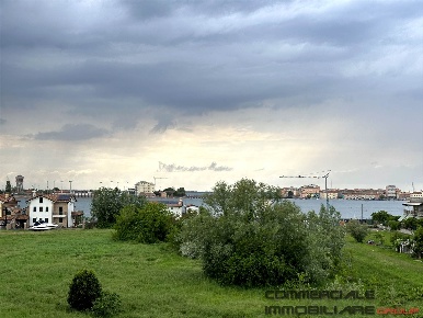 Foto Appartamento a Chioggia Sottomarina di 90 m² con 4 locali in vendita