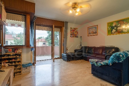Foto Appartamento in Via Abruzzi  5, Pieve Emanuele Fizzonasco di 115 m²