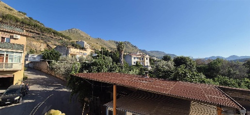 Foto Appartamento a Palermo Villagrazia di 230 m² con 5 locali in vendita