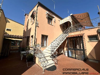 Foto Casa indipendente a Chioggia Sottomarina di 155 m² con 10 locali