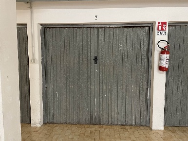 Foto Garage in Via Perseo, Chioggia Sottomarina di 15 m² con 1 locali