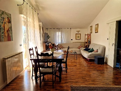 Foto Attico a Subbiano di 91 m² con 4 locali in vendita