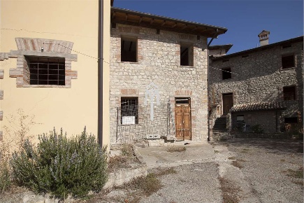 Foto Appartamento in CA' DE PAZZI  11, Viano Ca' De' Pazzi di 73 m²