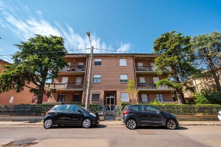 Foto Appartamento in Via Bernardino Loschi 9, Carpi di 150 m² con 4 locali
