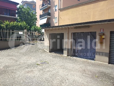 Foto Box in Via Marconi 59, Cusano Milanino in vendita