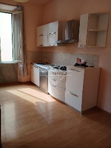 Foto Appartamento a Carrara Centro di 63 m² con 3 locali in vendita