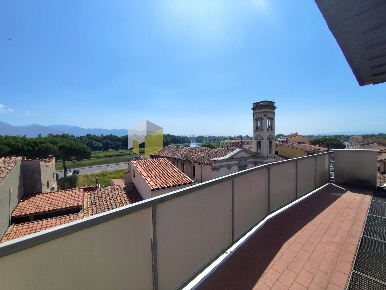 Foto Attico a Pisa Porta Fiorentina - Leopolda di 175 m² con 8 locali