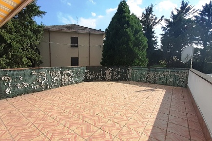 Foto Appartamento in Strada Requaglia, Ovada di 88 m² con 4 locali
