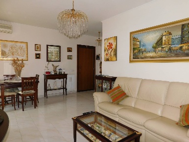 Foto Appartamento in Via Rina De Liguoro, Roma Vigne Nuove - Casale Nei