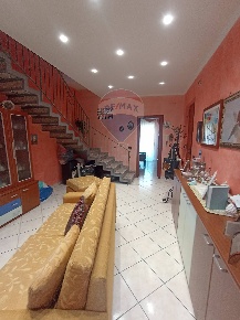Foto Appartamento in via Del Principe, Catania Via delle Calcare di 110 m²