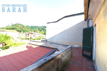 Foto Casa indipendente in Via Dello Stadio, Camaiore Camaiore Paese
