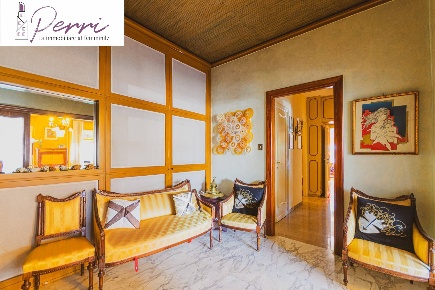 Foto Appartamento in Via San Godenzo, Roma di 147 m² con 4 locali