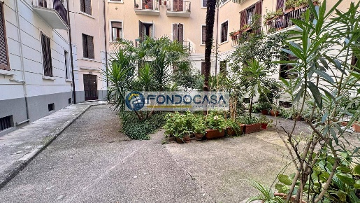 Foto Appartamento in Via Martiri Oscuri, Milano Rovereto di 115 m²