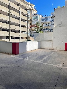 Foto Box in Via Giuseppe Capruzzi, Bari Carrassi di 13 m² con 1 locali