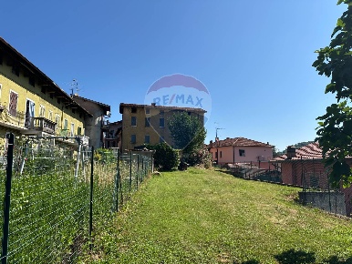 Foto Casa indipendente in via Sant'Anna, Cuasso al Monte Cavagnano