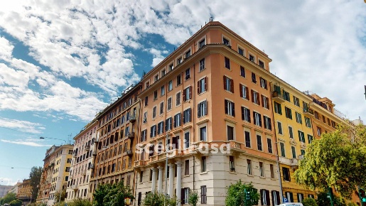 Foto Appartamento in Via Della Giuliana, Roma Piazzale degli Eroi di 80 m²