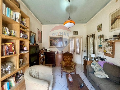 Foto Appartamento in Via Mazzini, Vaprio d'Adda di 74 m² con 3 locali