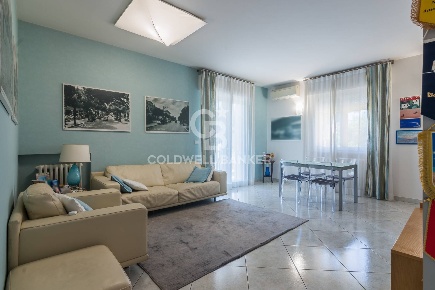 Foto Appartamento in via Santorre di Santarosa, Riccione Paese di 120 m²