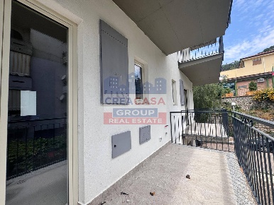 Foto Appartamento in Via Erice, Giardini-Naxos Centro di 67 m² con 3 locali
