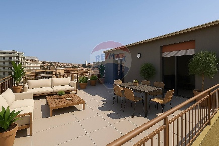 Foto Attico in Via Emanuele Bellia, Paternò di 173 m² con 6 locali