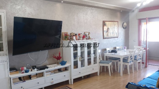 Foto Appartamento a Forlì Parco Urbano - Piscina di 85 m² con 4 locali