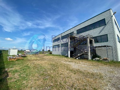 Foto Capannone industriale in Via Binotti, Nibbiola di 1167 m² con 1 locali