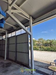 Foto Capannone industriale in PIOPPO GATTO, Massarosa di 90 m² con 2 locali