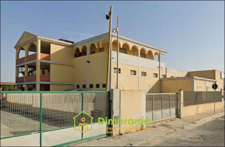 Foto Capannone industriale in Via dell'Unione Europea SNC, di 1548 m²