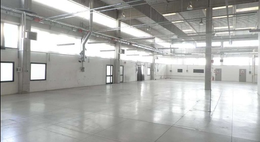 Foto Capannone industriale a Corato di 6000 m² con 1 locali in vendita