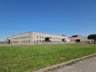 Foto Capannone industriale in Via Sacro Monte 3, Busto Arsizio in affitto