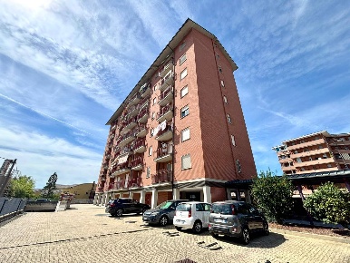 Foto Appartamento a Alessandria Cristo di 80 m² con 4 locali in vendita