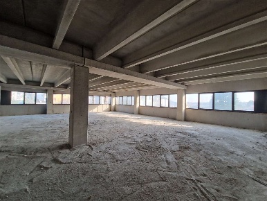 Foto Capannone industriale in Via Liberazione, Faloppio Gaggino di 240 m²