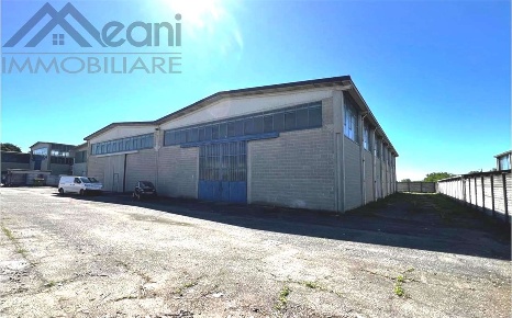 Foto Capannone industriale in VIA IV NOVEMBRE, Vidigulfo in affitto