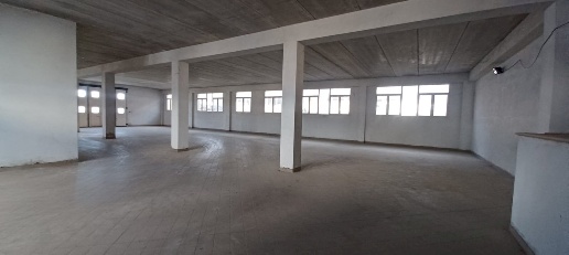 Foto Capannone industriale a Cattolica di 1200 m² con 1 locali in affitto
