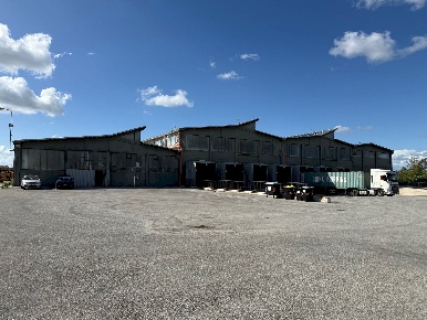 Foto Capannone industriale in Via di Novecchio 15, Pisa Ospedaletto