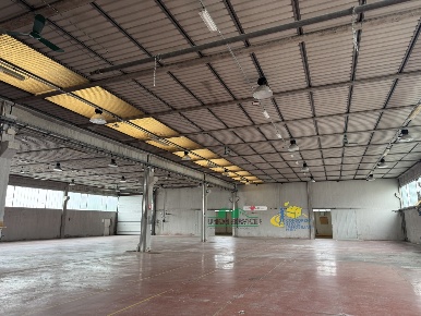 Foto Capannone industriale in strada provinciale, Sala Baganza Centro