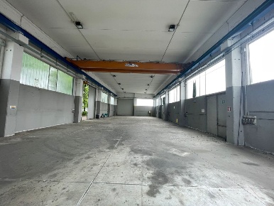 Foto Capannone industriale in Via Risorgimento 2, Somaglia Centro di 680 m²