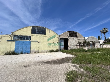 Foto Capannone industriale in Strada Rurale Mammagnora 3, Bari Fesca