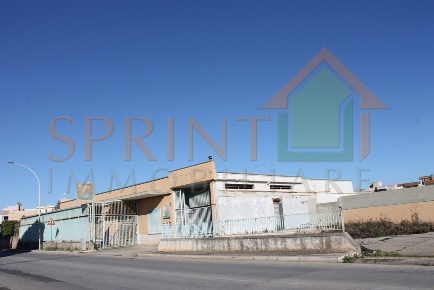 Foto Capannone industriale a Monopoli di 500 m² in affitto