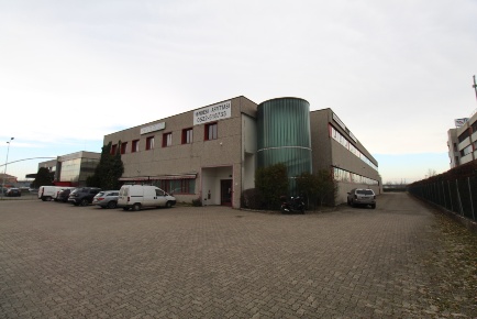 Foto Capannone industriale a Reggio nell'Emilia Mancasale di 4400 m²
