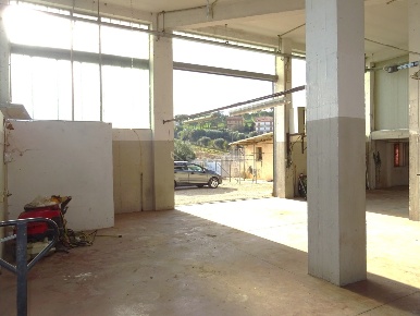 Foto Capannone industriale a Castelleone di Suasa di 420 m² con 1 locali