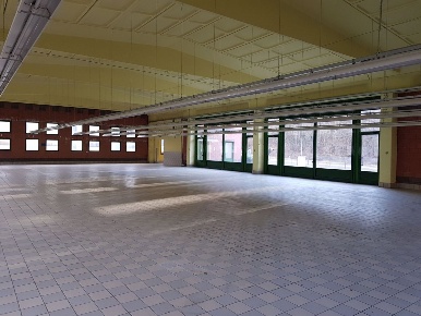 Foto Capannone industriale in via Lambro 40, Castelmarte Ravella di 1200 m²